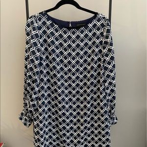PRICE DROP 💰  Banana Republic Long Sleeve Navy & White Dress